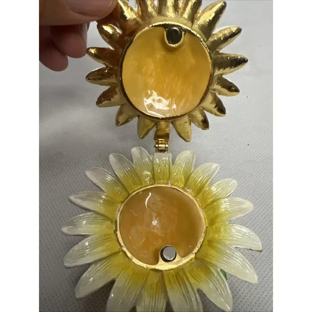 Flower Rhinestones & Gold Trim Jewelry Trinket Box